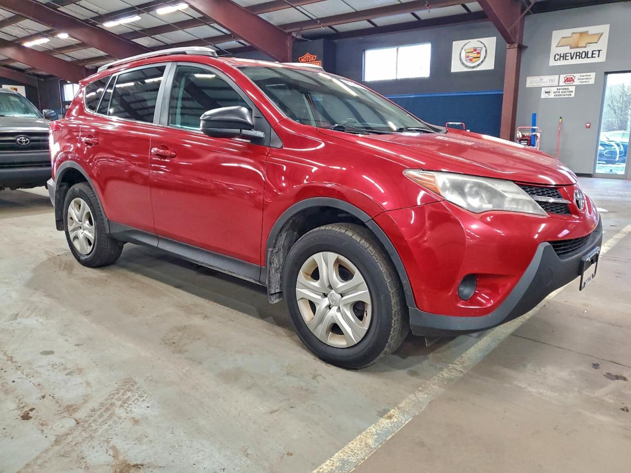 2014 TOYOTA RAV4 LE photo 4