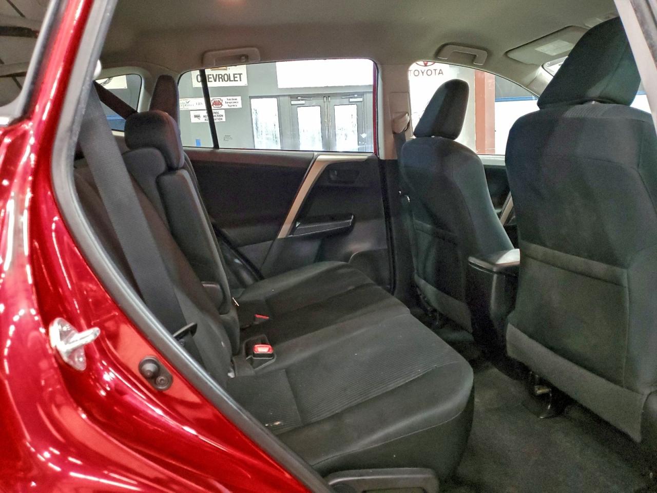 2014 TOYOTA RAV4 LE photo 11