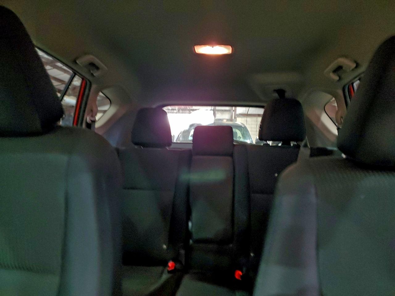 2014 TOYOTA RAV4 LE photo 10
