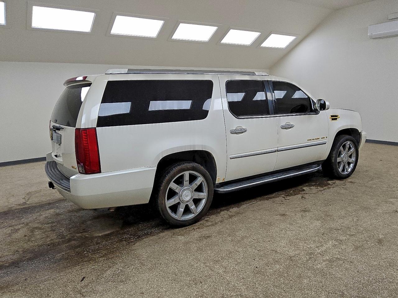 2007 CADILLAC ESCALADE ESV photo 3
