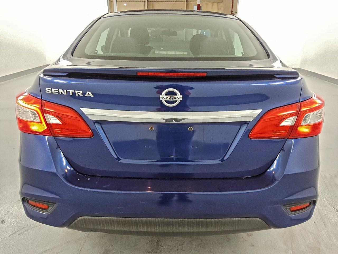 2016 NISSAN SENTRA S photo 6