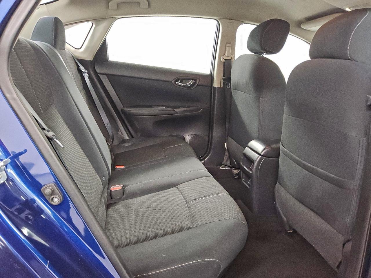 2016 NISSAN SENTRA S photo 10