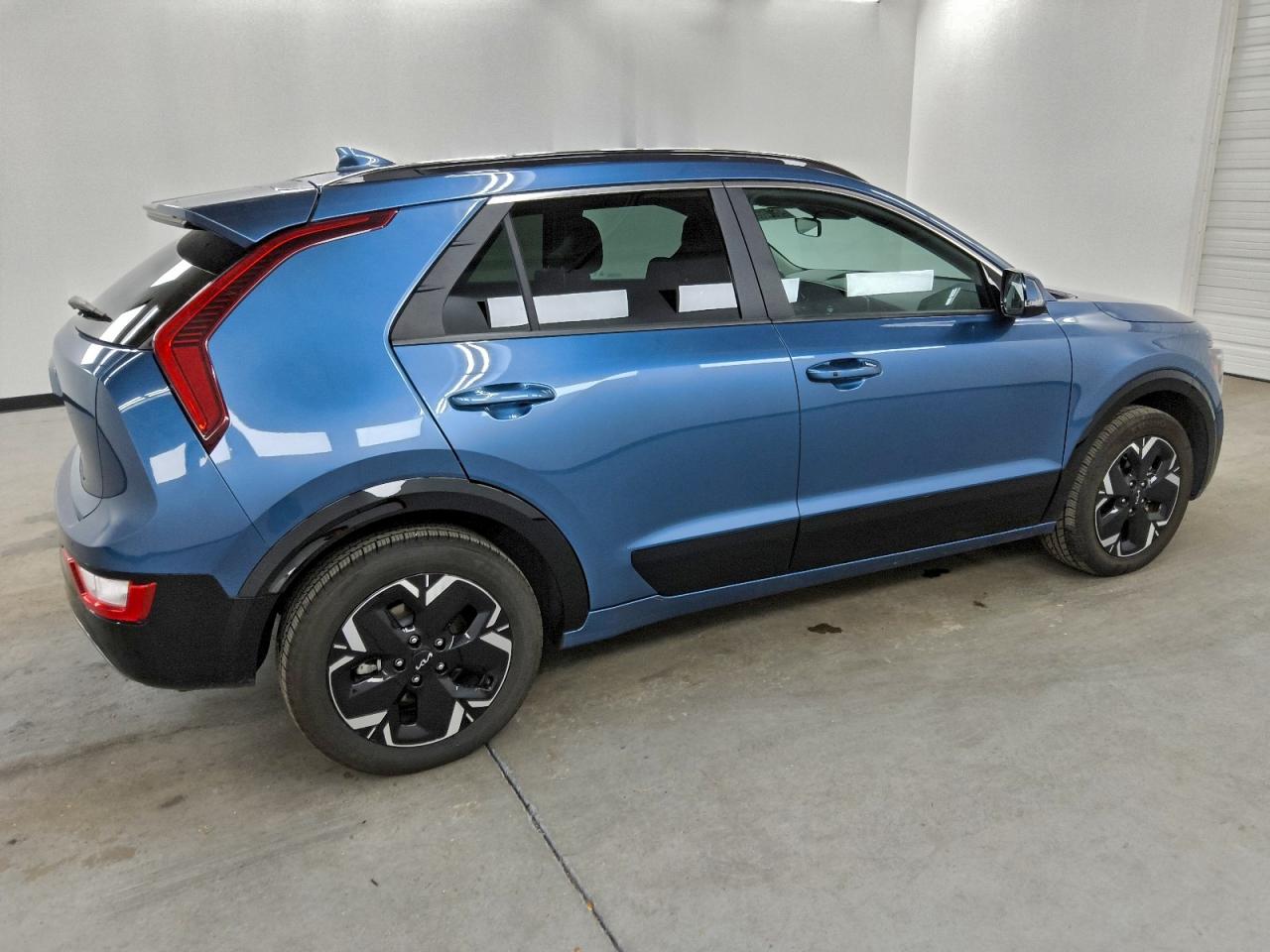 2024 KIA NIRO WIND photo 3