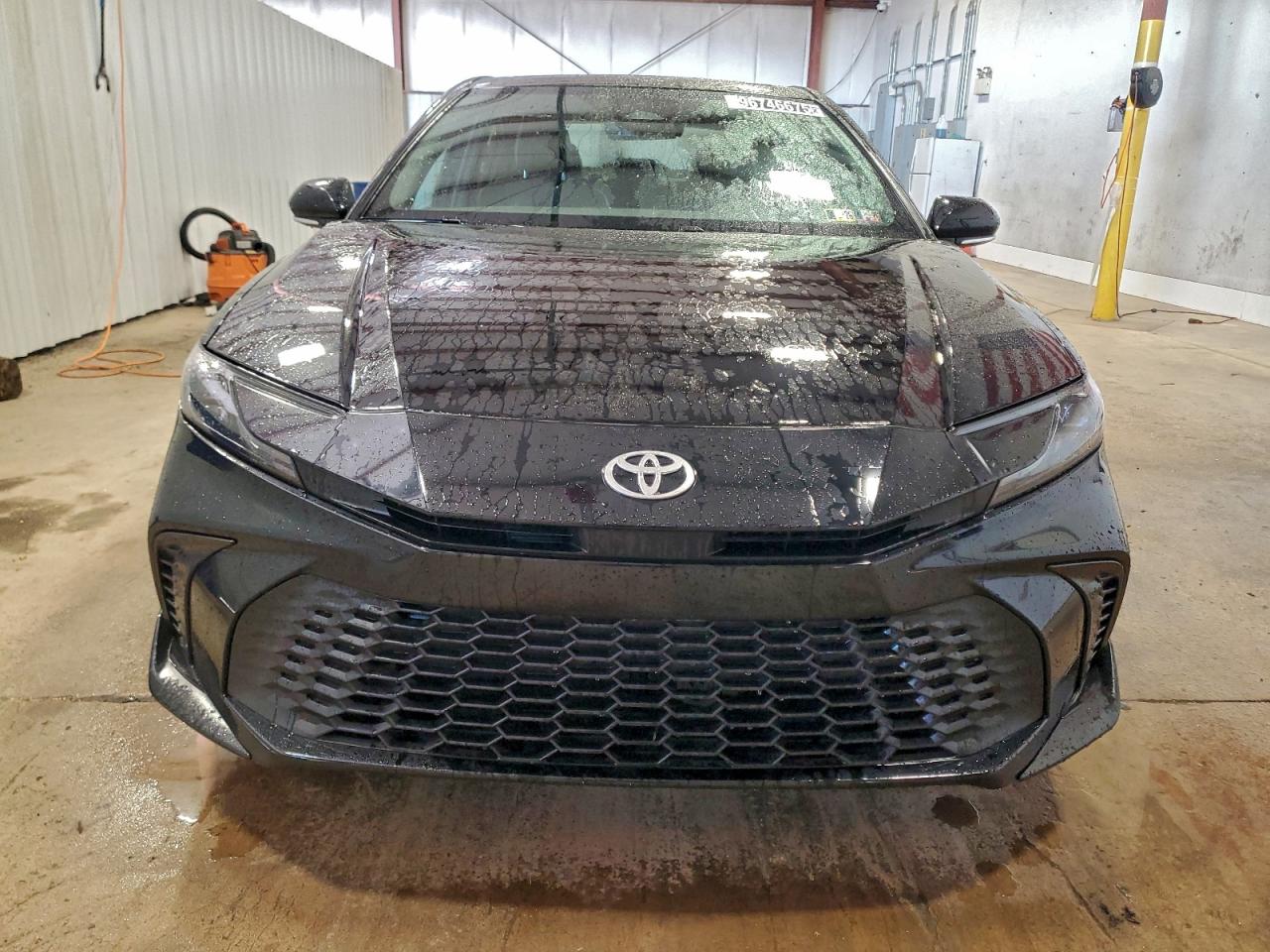 2025 TOYOTA CAMRY SE photo 5