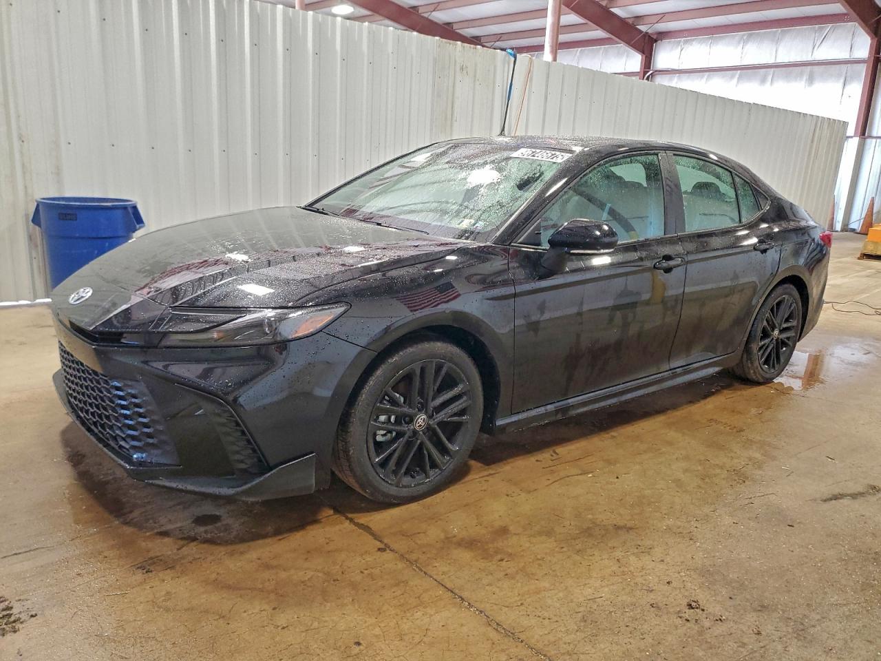 2025 TOYOTA CAMRY