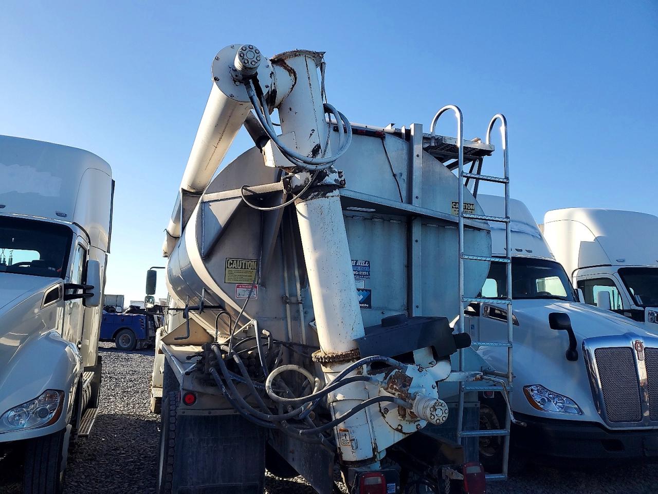 2009 FREIGHTLINER BUISNESS CLASS M2 FEED DELIVERYTRUCK photo 9