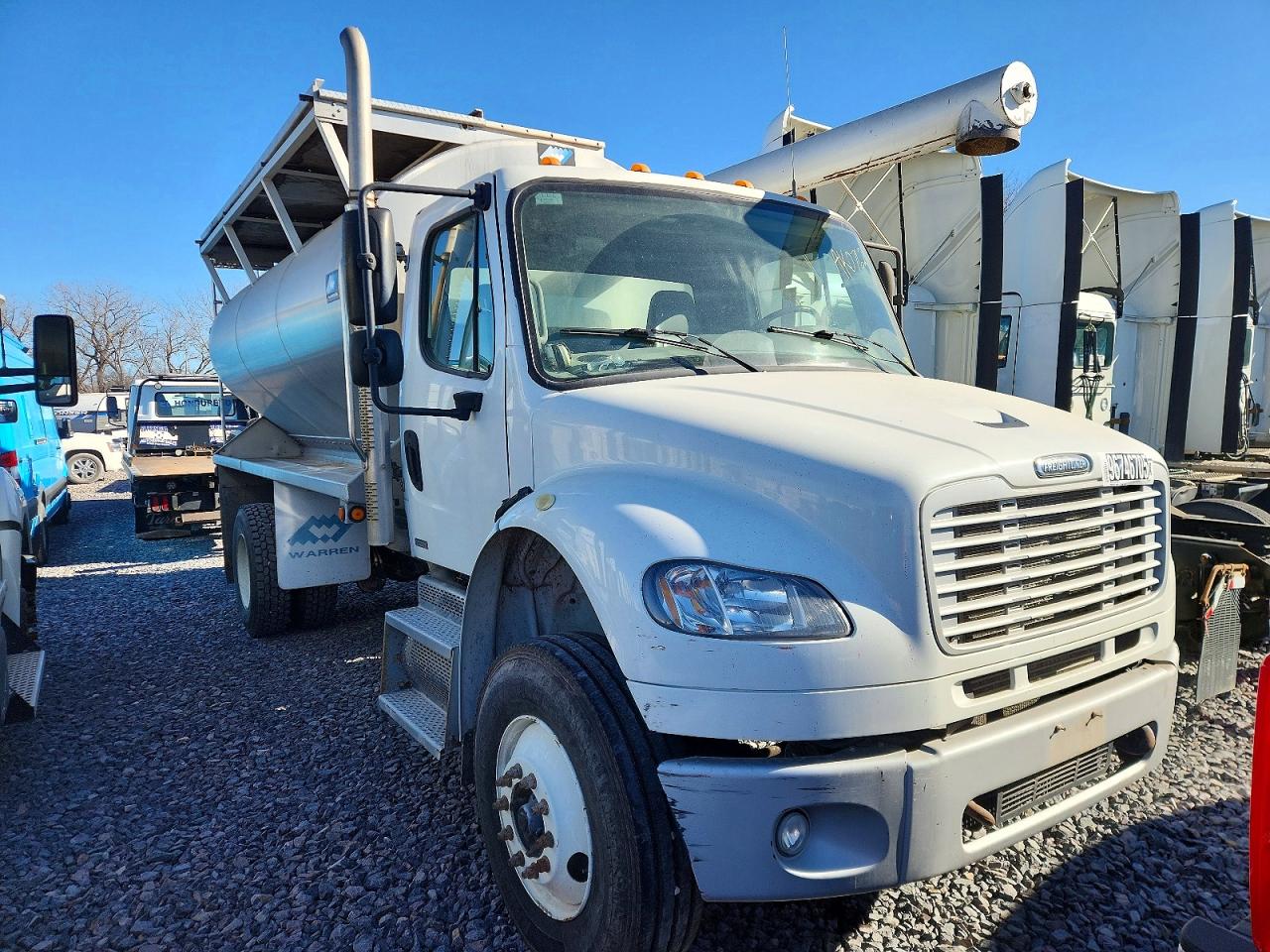 2009 FREIGHTLINER M2