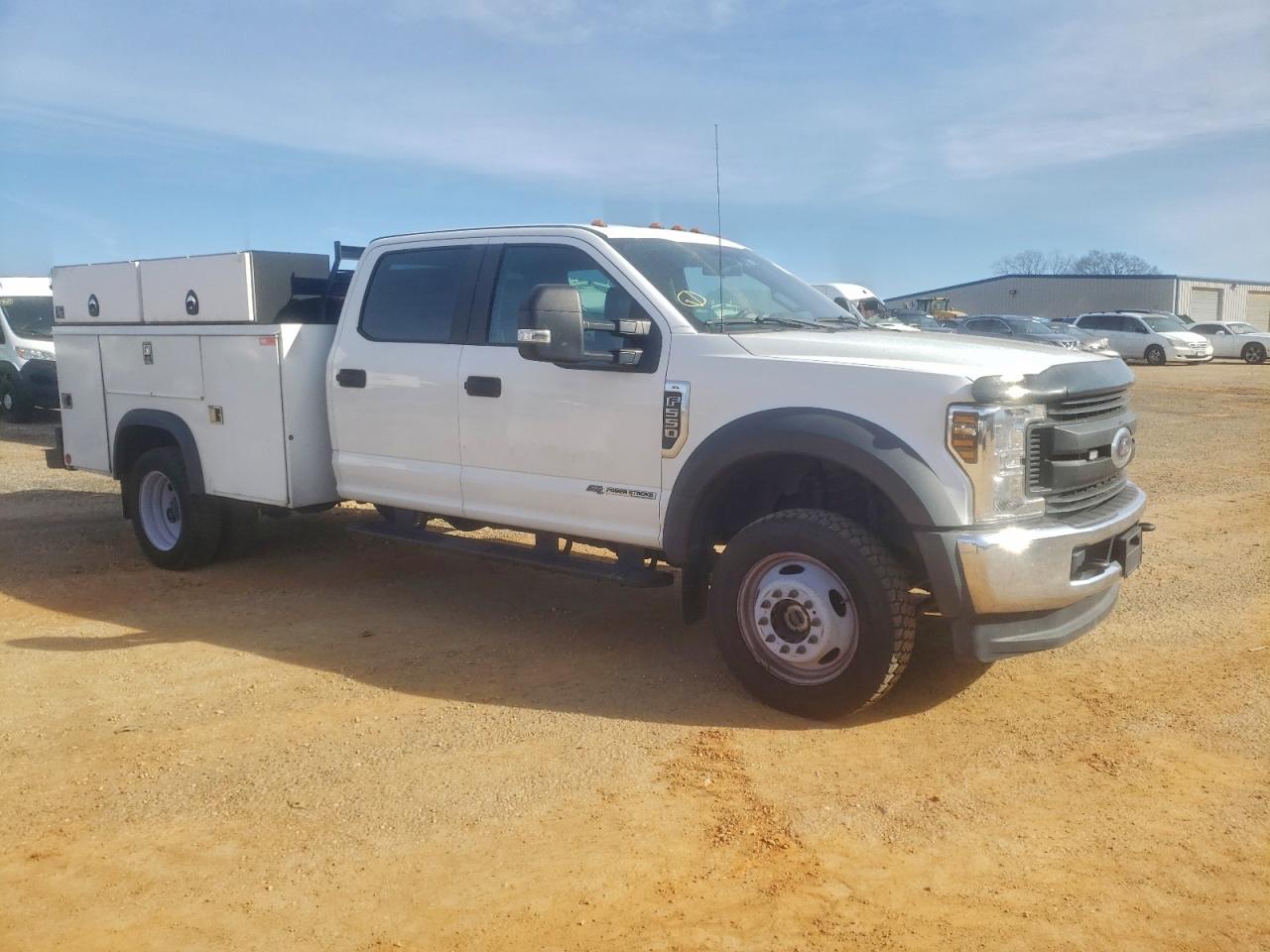 2019 FORD F550 SUPER DUTY UTILITY / SERVICE TRUCK photo 4