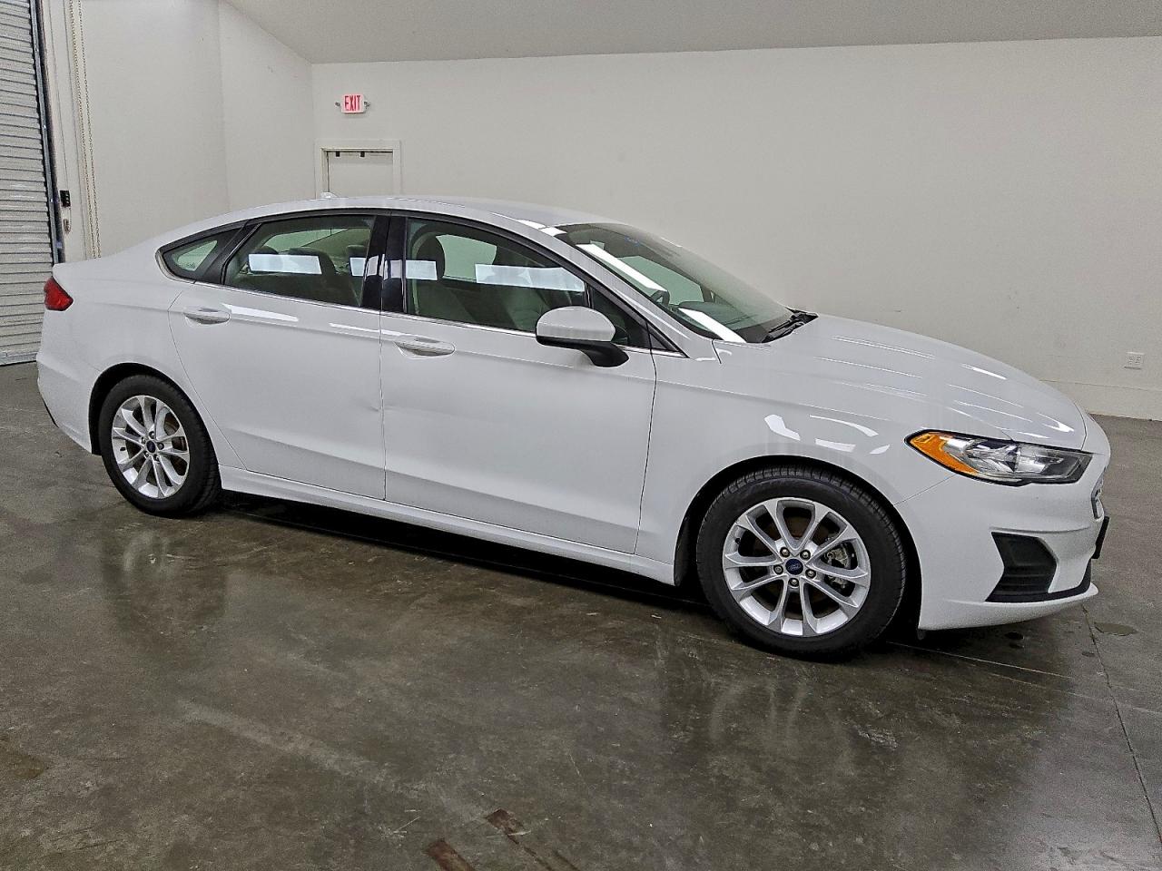 2019 FORD FUSION SE photo 4