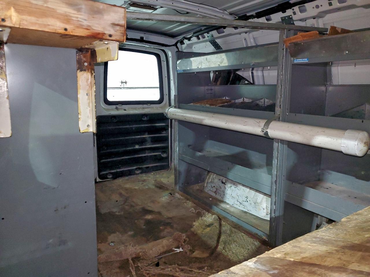 2013 GMC SAVANA DELIVERY VAN photo 11