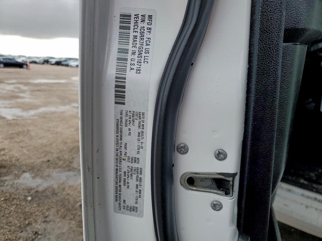 2022 RAM 1500 CLASSIC TRADESMAN photo 13