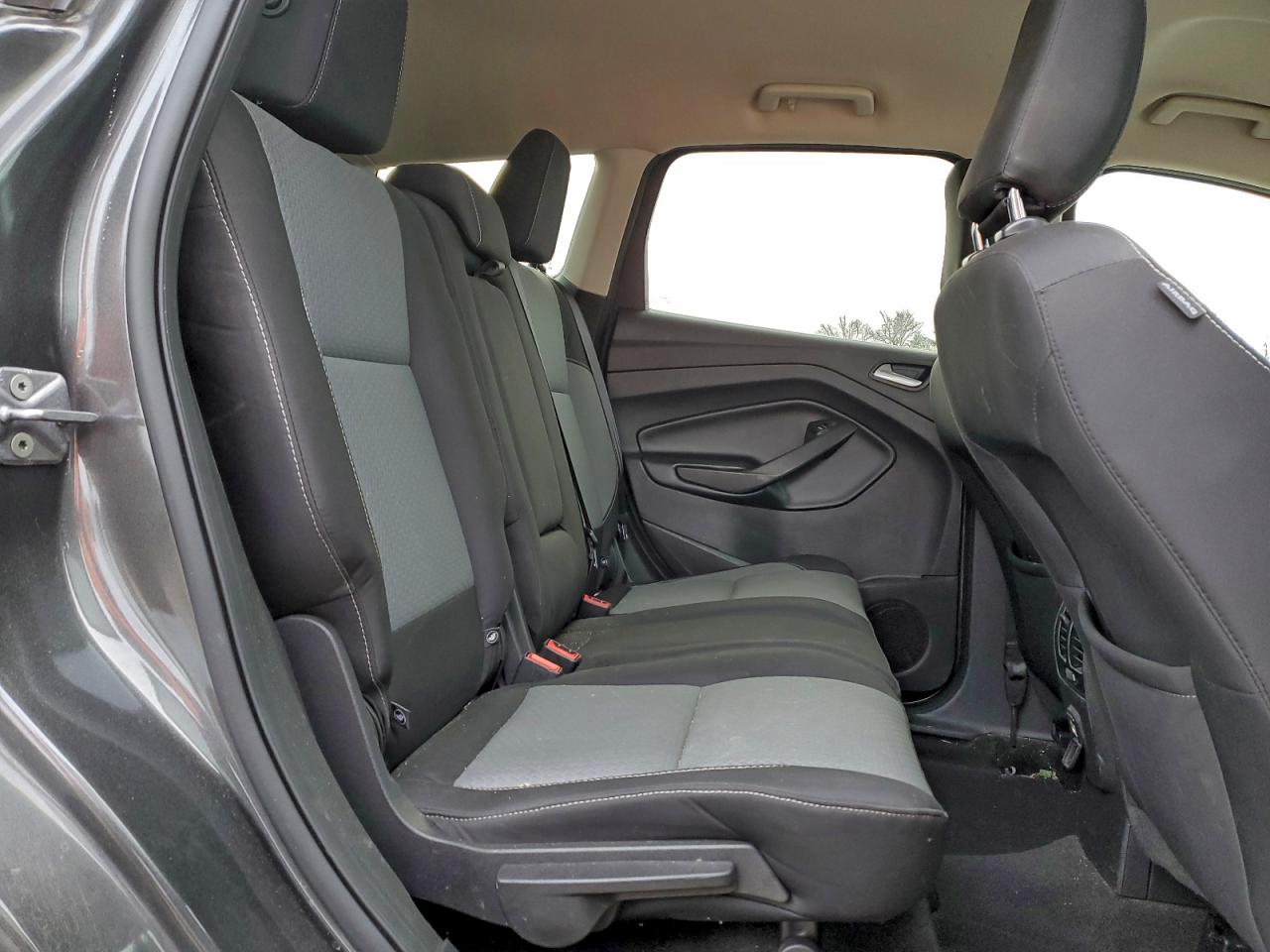 2019 FORD ESCAPE SE photo 10