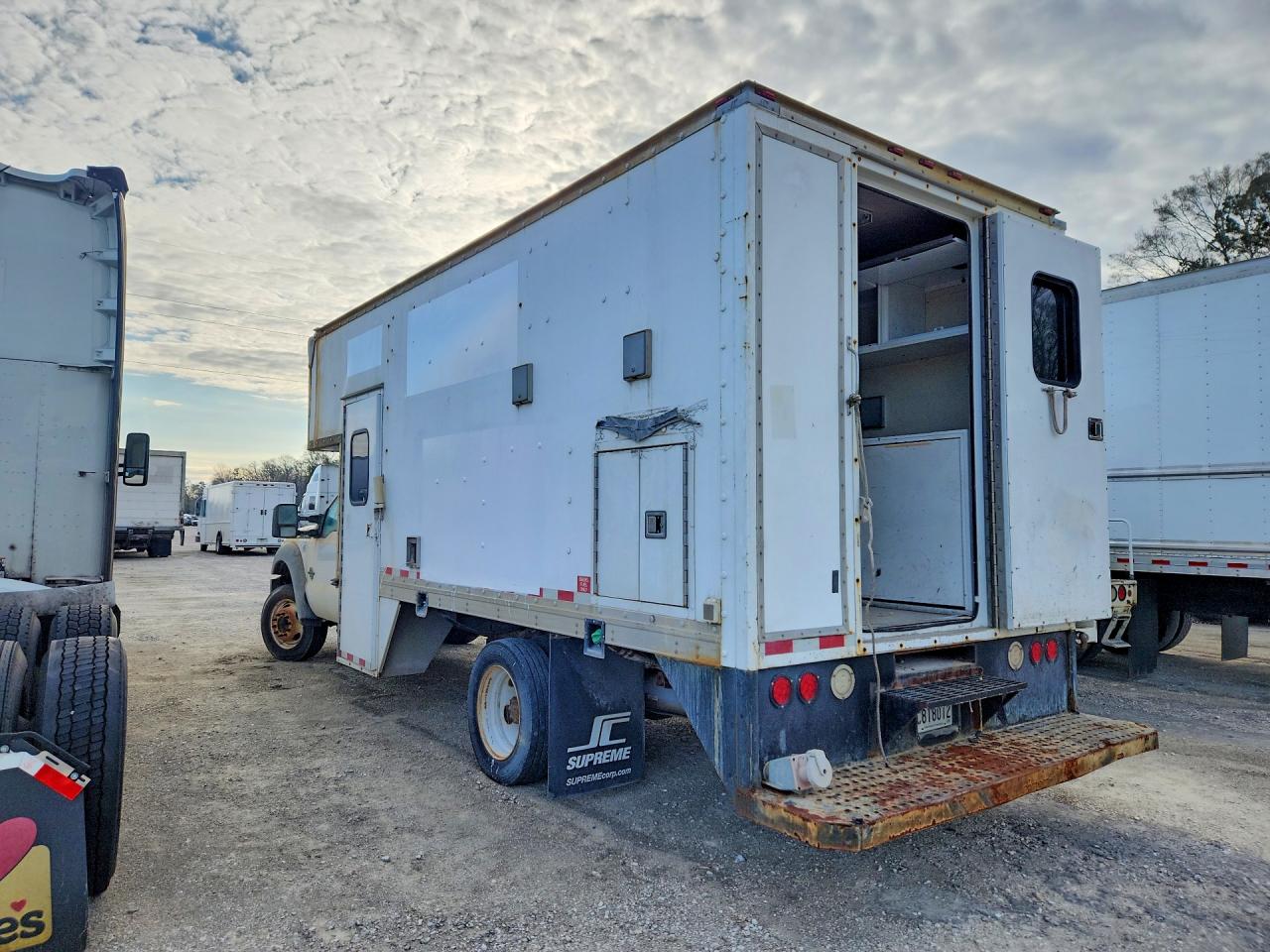 2012 FORD F550 SUPER DUTY photo 2