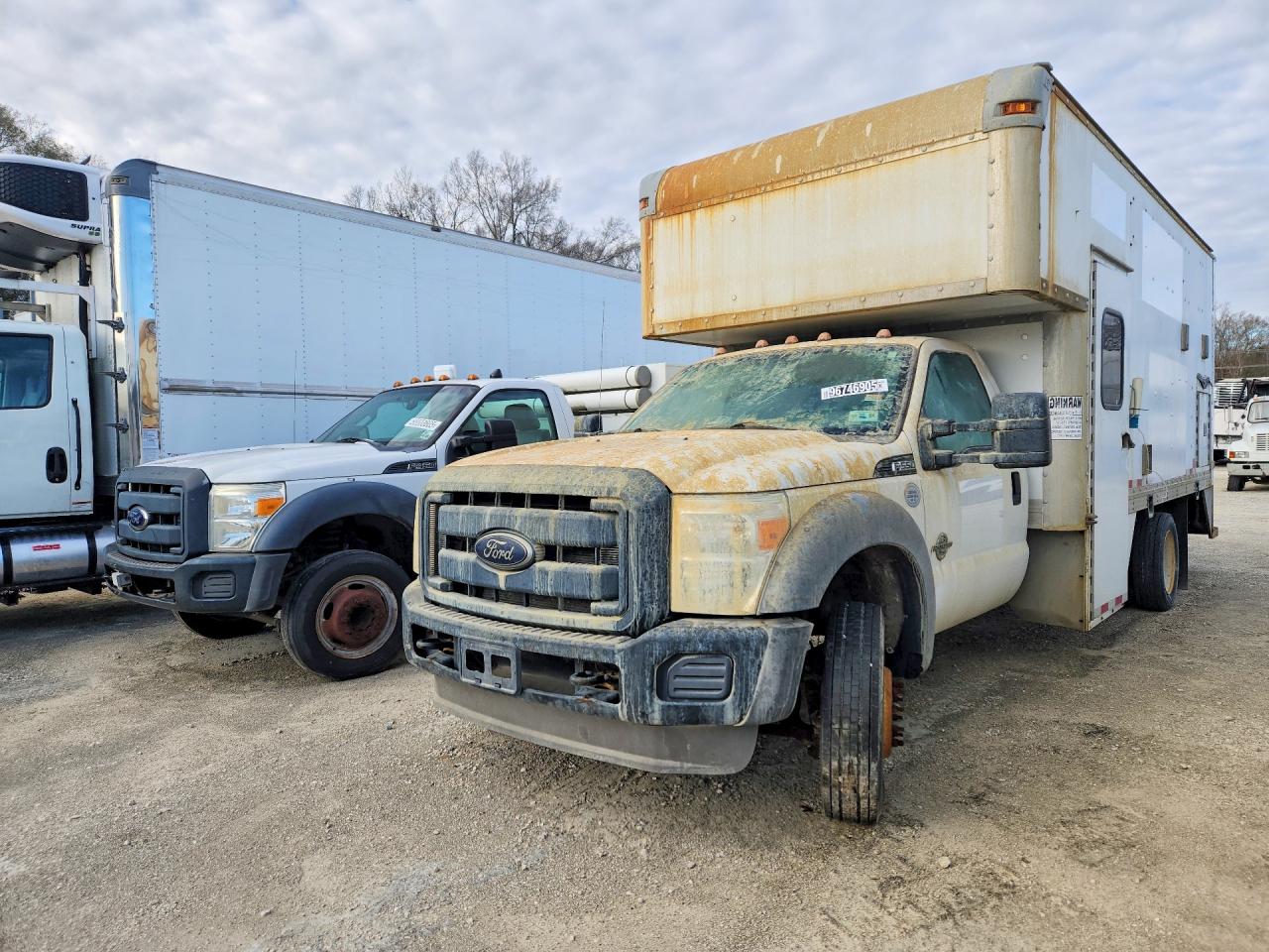 2012 FORD F550