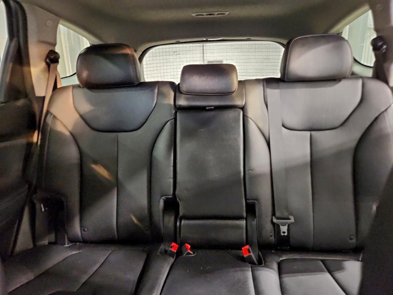 2019 HYUNDAI SANTA FE LIMITED photo 10