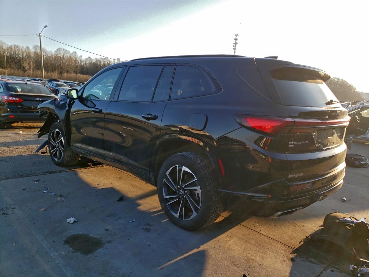 2025 BUICK ENCLAVE SPORT TOURING photo 2