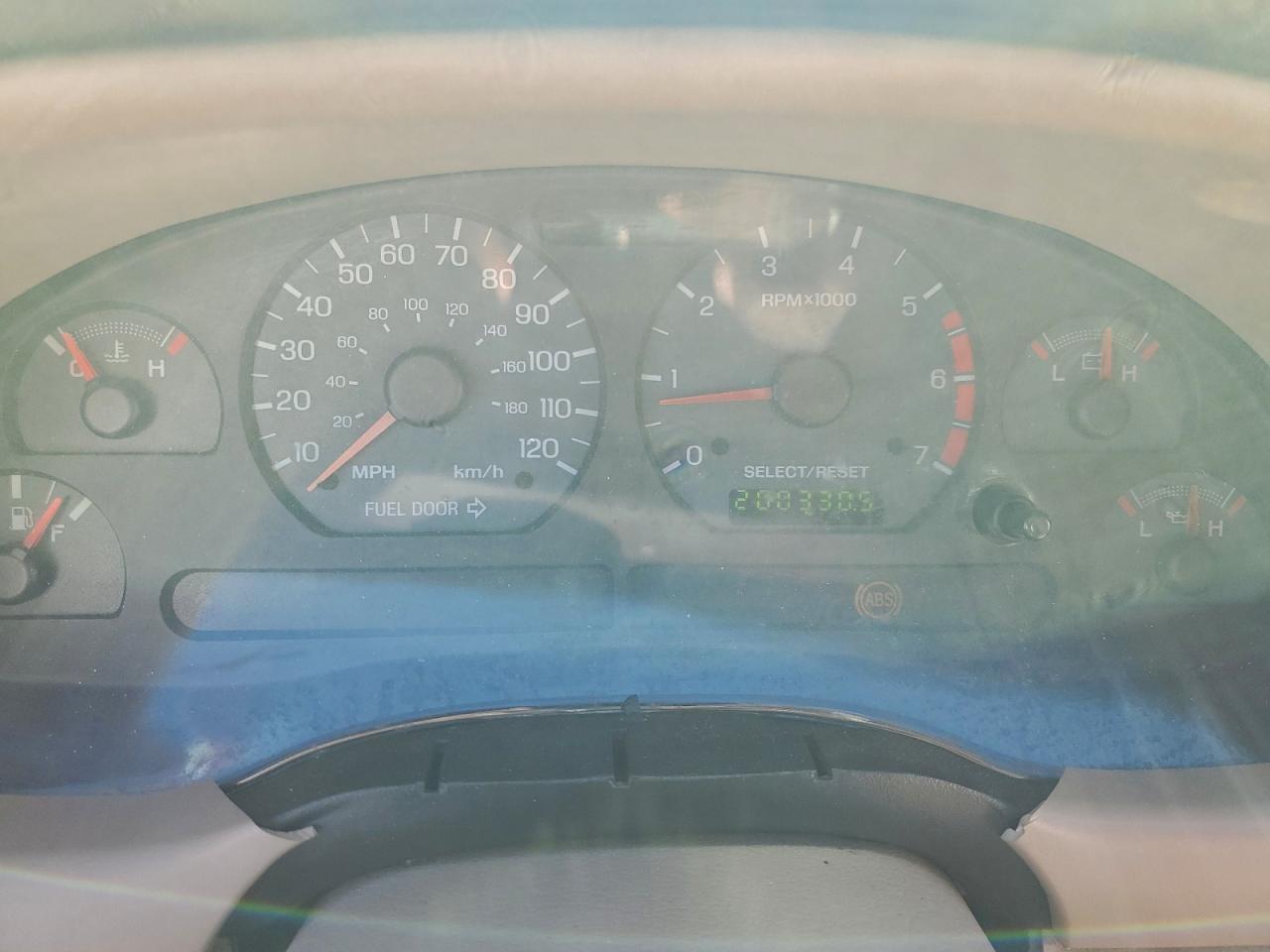 2003 FORD MUSTANG photo 9
