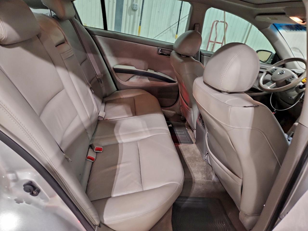 2005 NISSAN MAXIMA SE photo 10