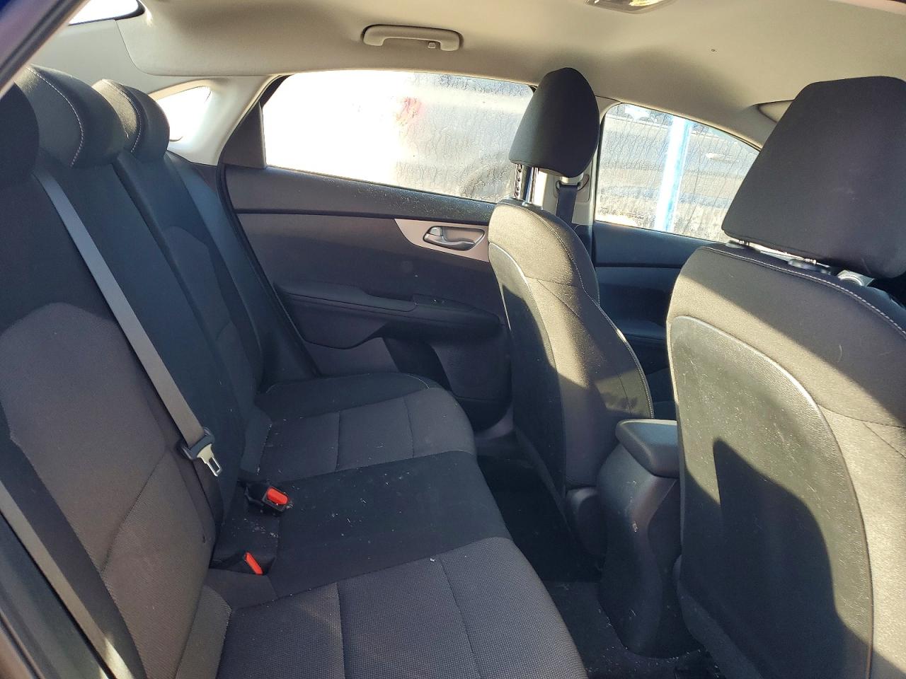 2023 KIA FORTE LX photo 10