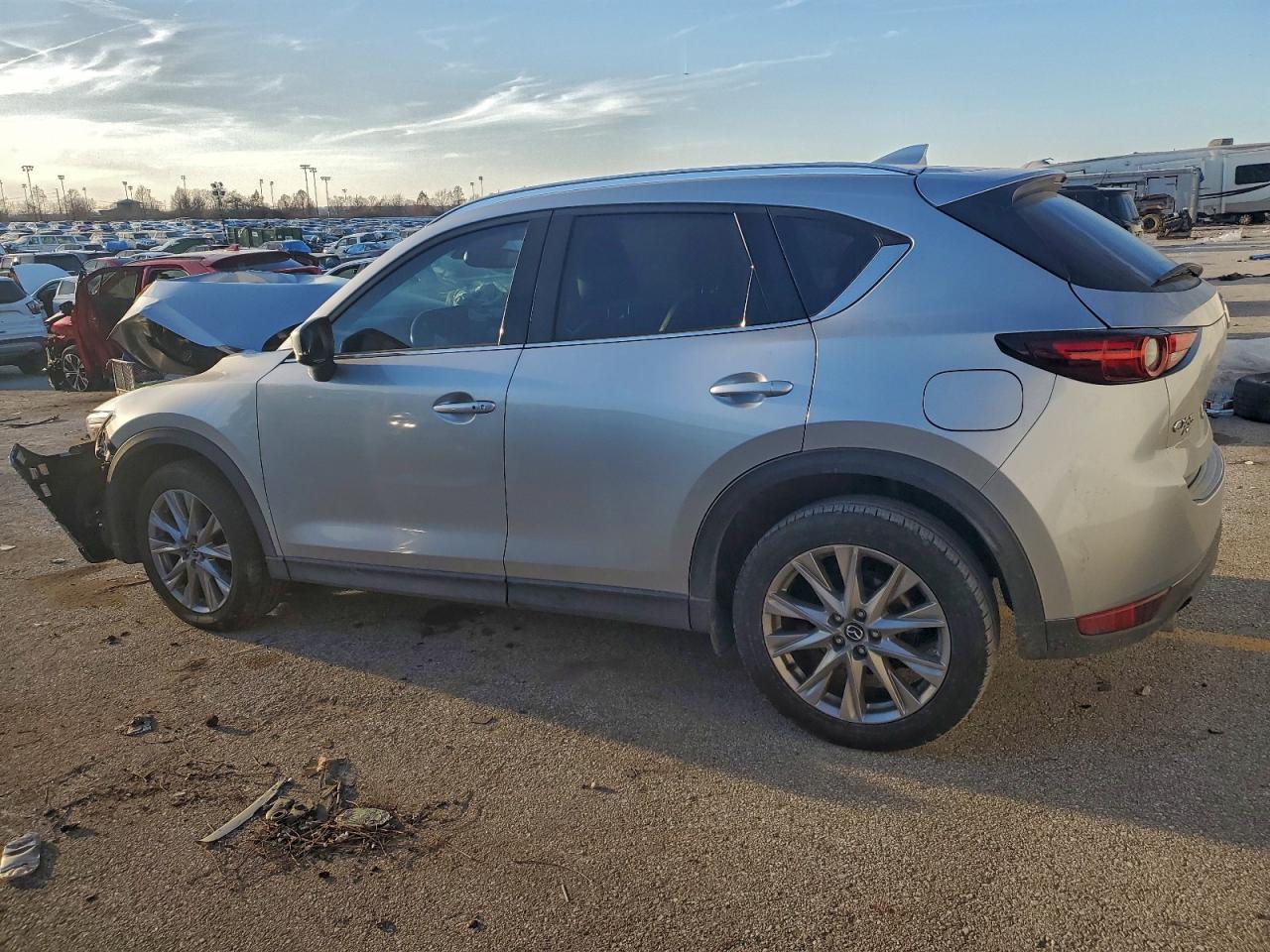 2021 MAZDA CX-5 GRAND TOURING photo 2