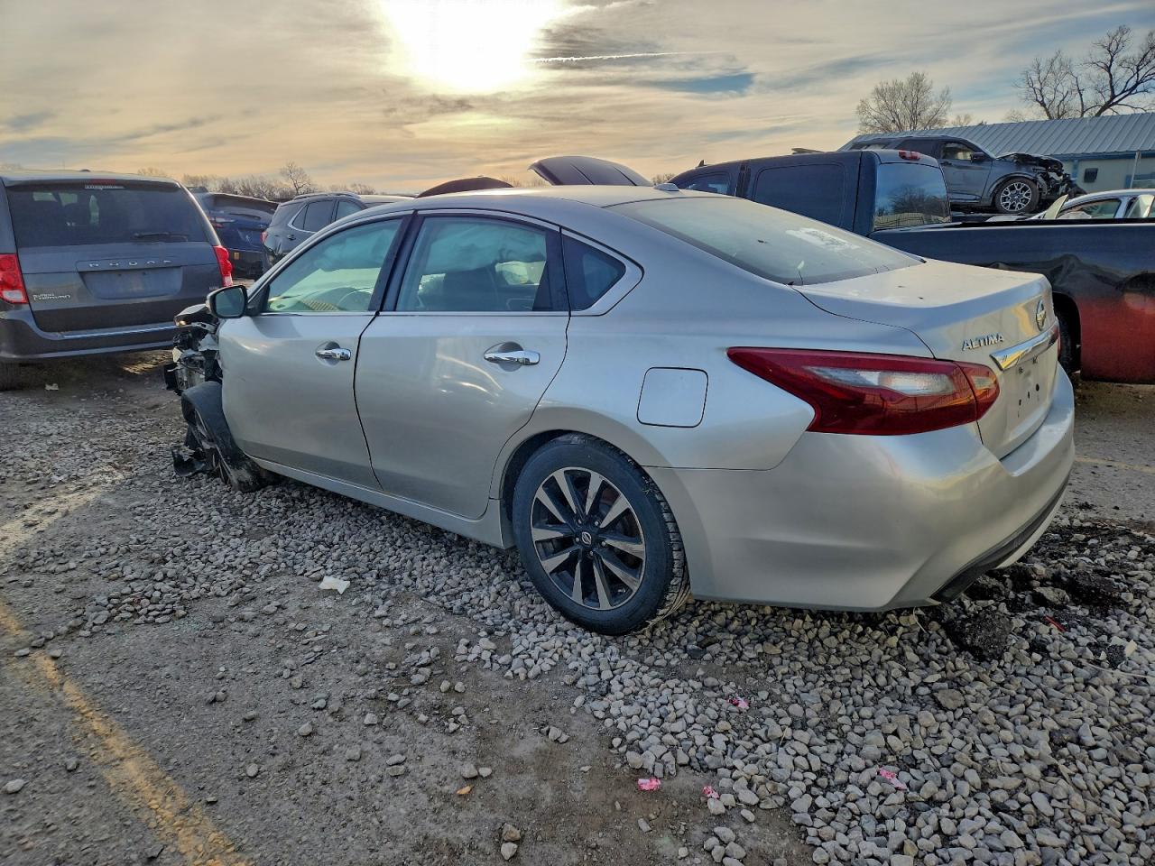 2018 NISSAN ALTIMA 2.5 photo 2