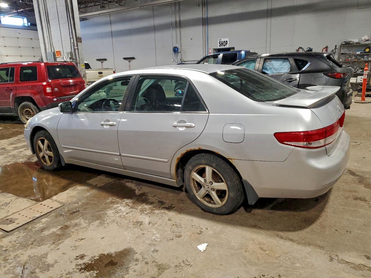 2004 HONDA ACCORD EX photo 2