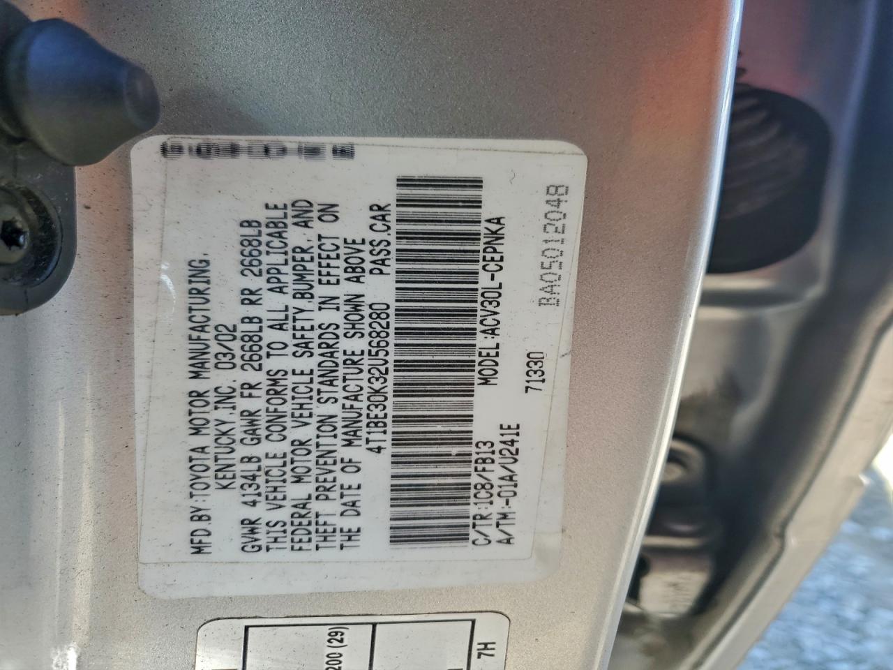 2002 TOYOTA CAMRY LE photo 12