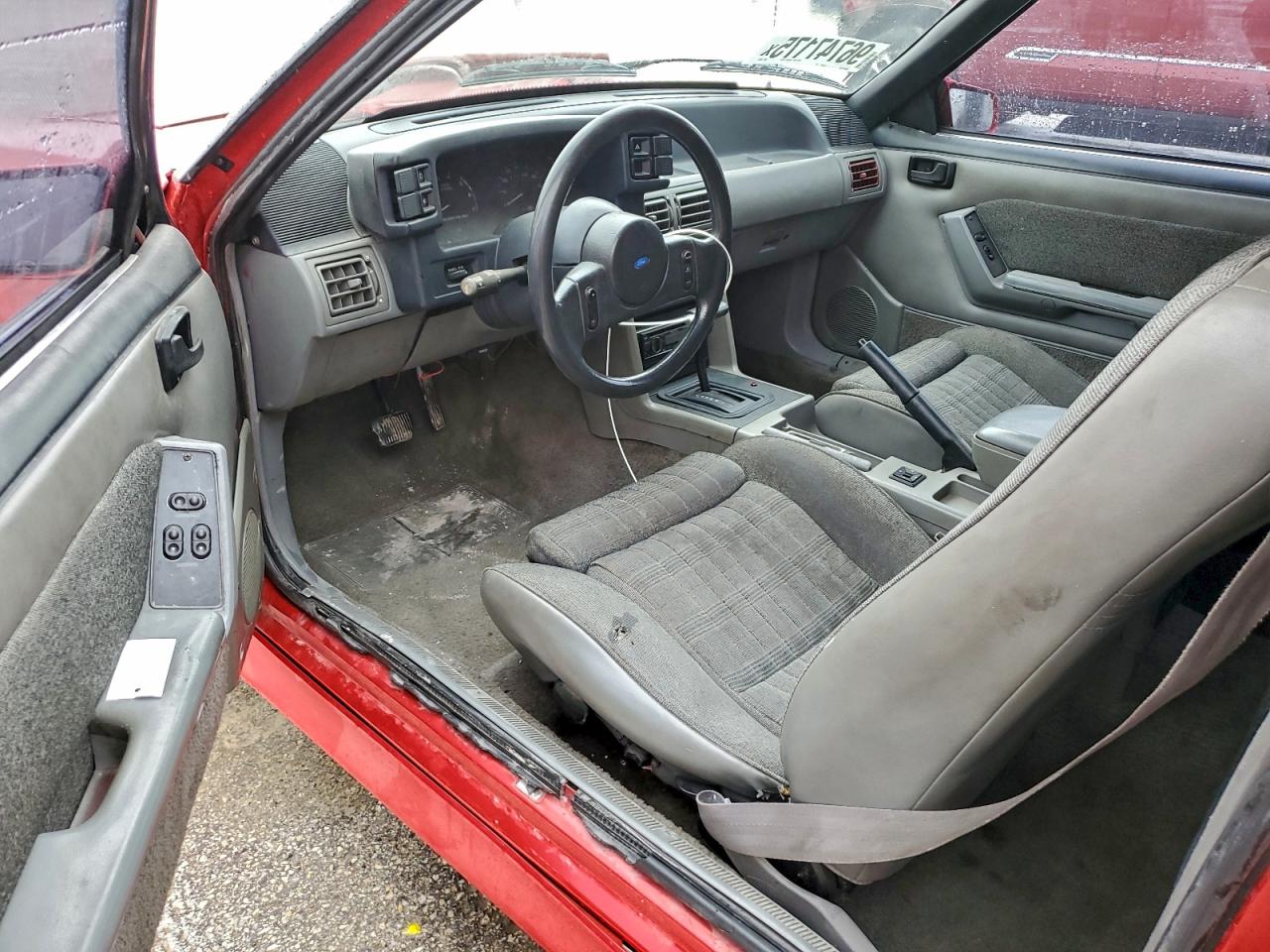 1989 FORD MUSTANG LX photo 8