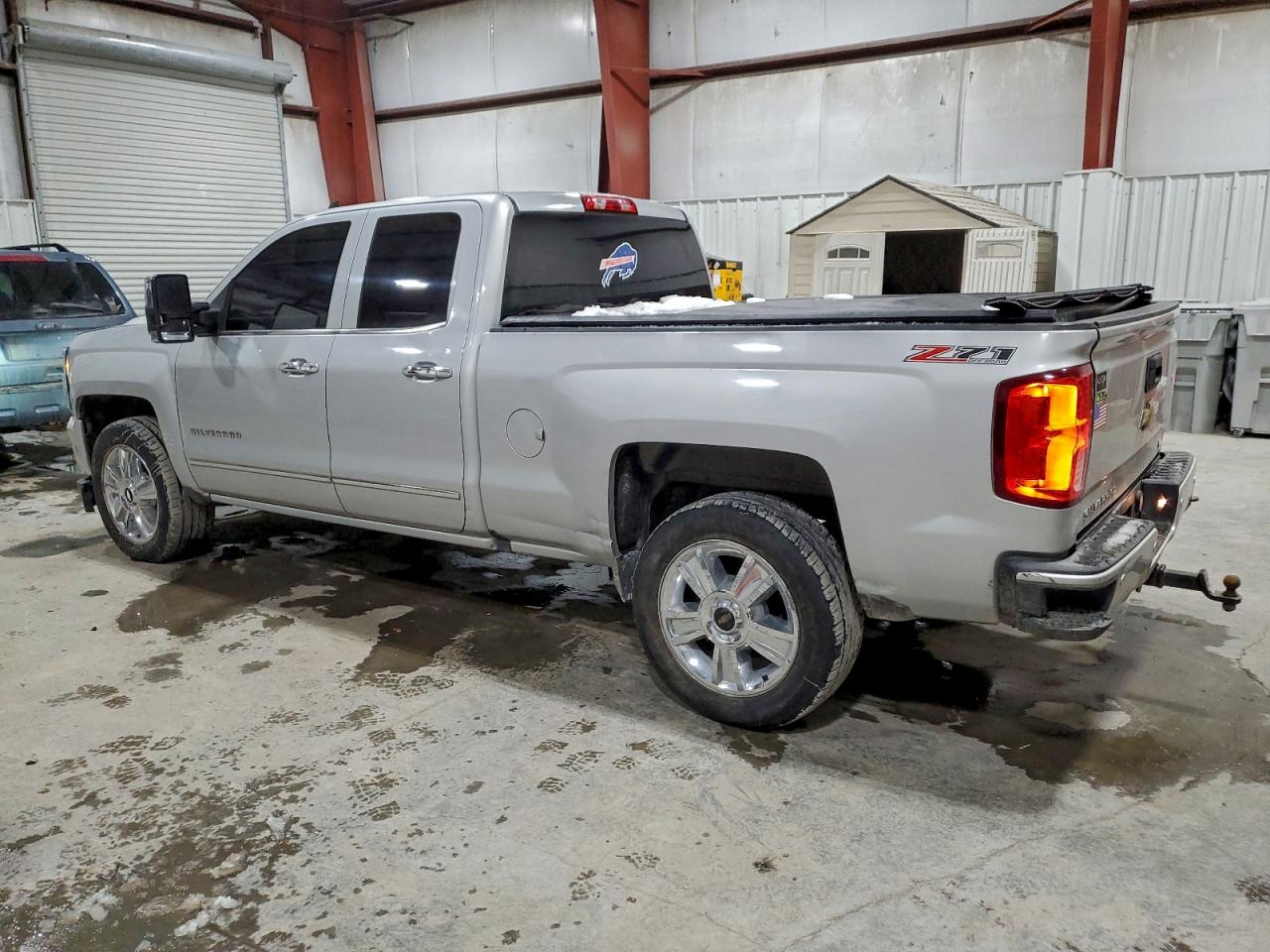 2016 CHEVROLET SILVERADO K1500 LTZ photo 2