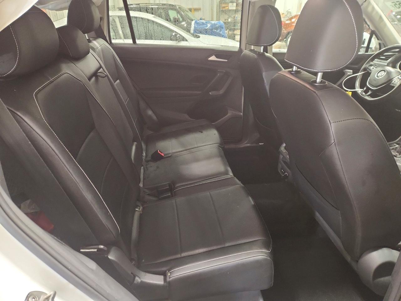 2021 VOLKSWAGEN TIGUAN SE photo 11