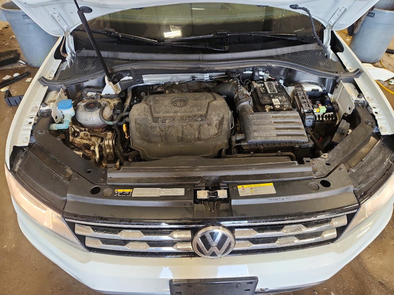 2021 VOLKSWAGEN TIGUAN SE photo 12