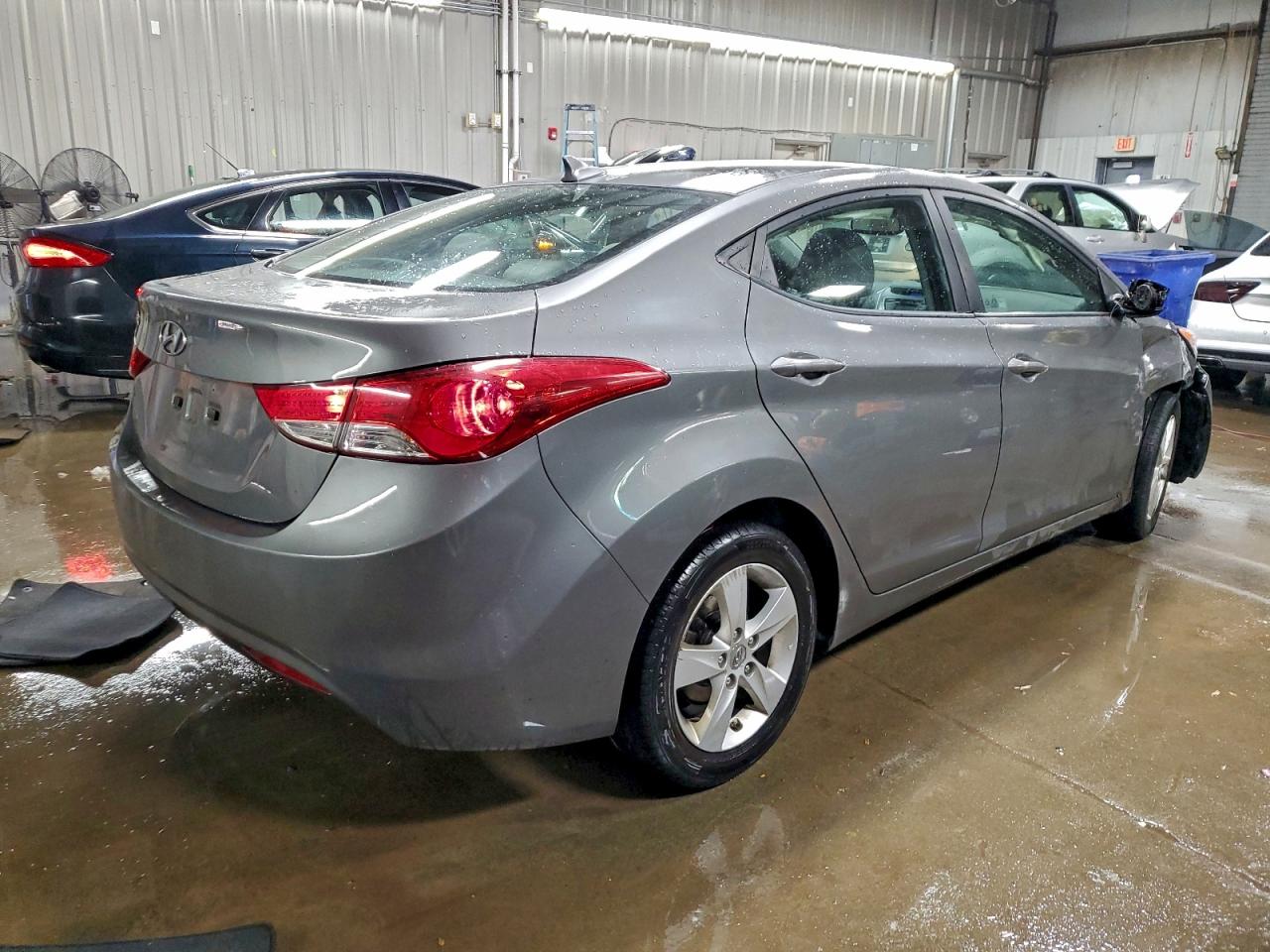 2013 HYUNDAI ELANTRA GLS photo 3