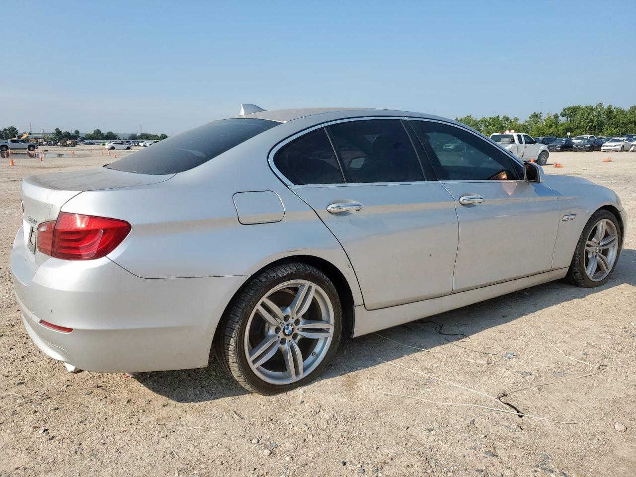 2013 BMW 528 I photo 3