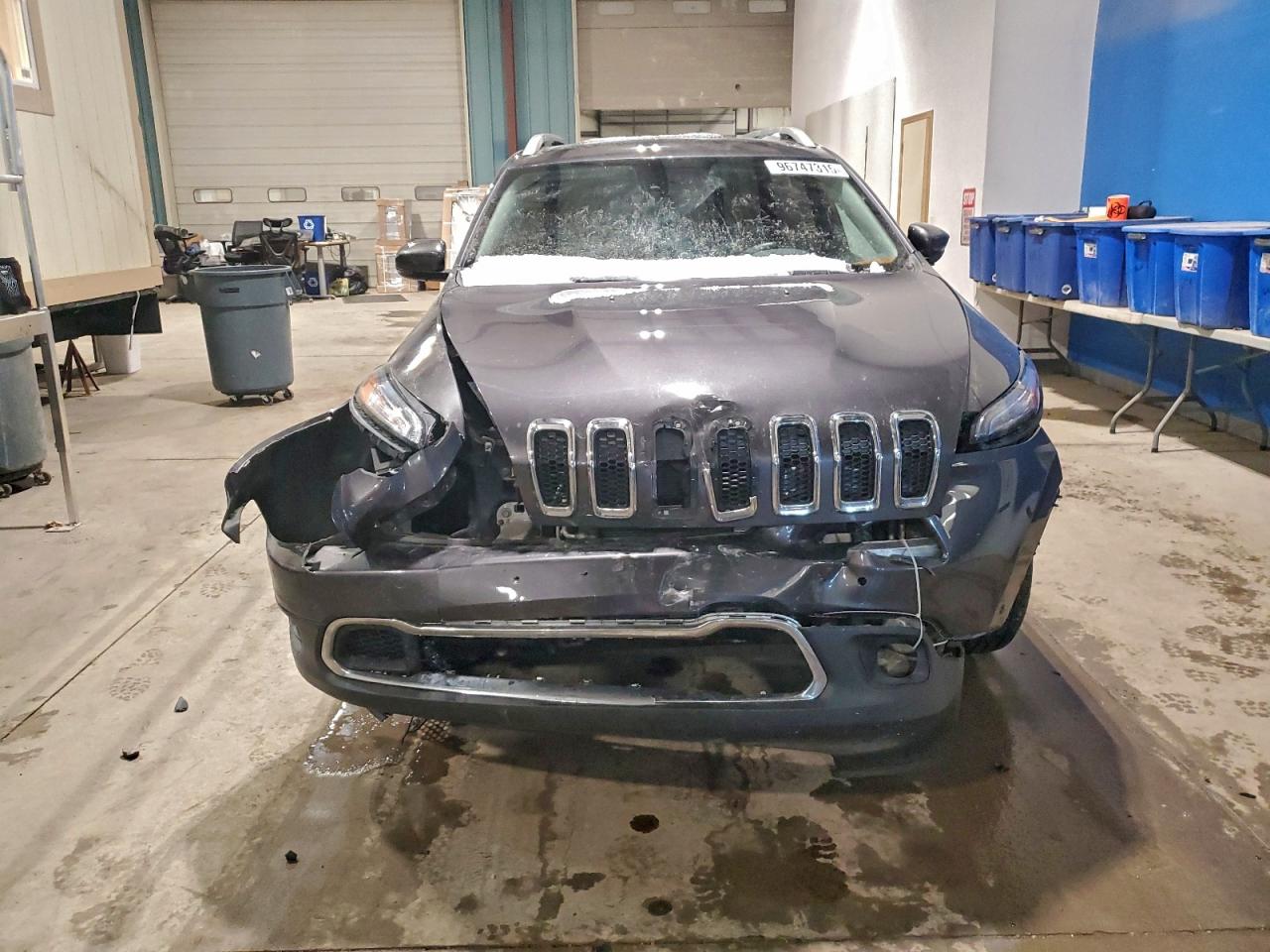 2017 JEEP CHEROKEE LIMITED photo 5
