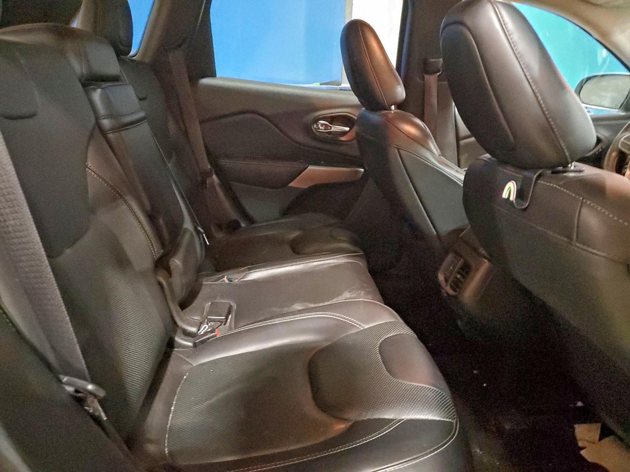 2017 JEEP CHEROKEE LIMITED photo 11