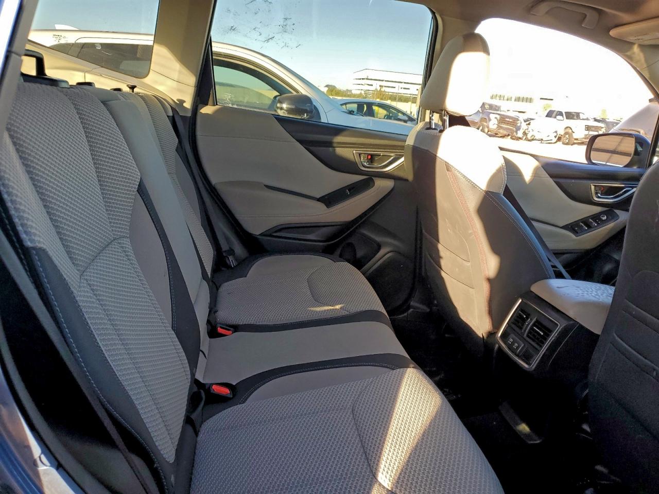 2020 SUBARU FORESTER PREMIUM photo 11