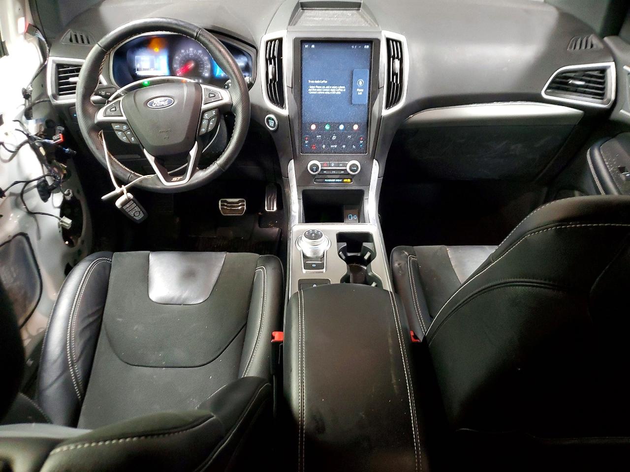 2024 FORD EDGE ST photo 8