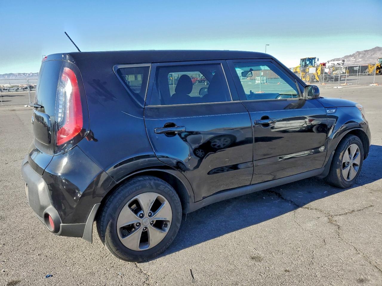 2016 KIA SOUL photo 3