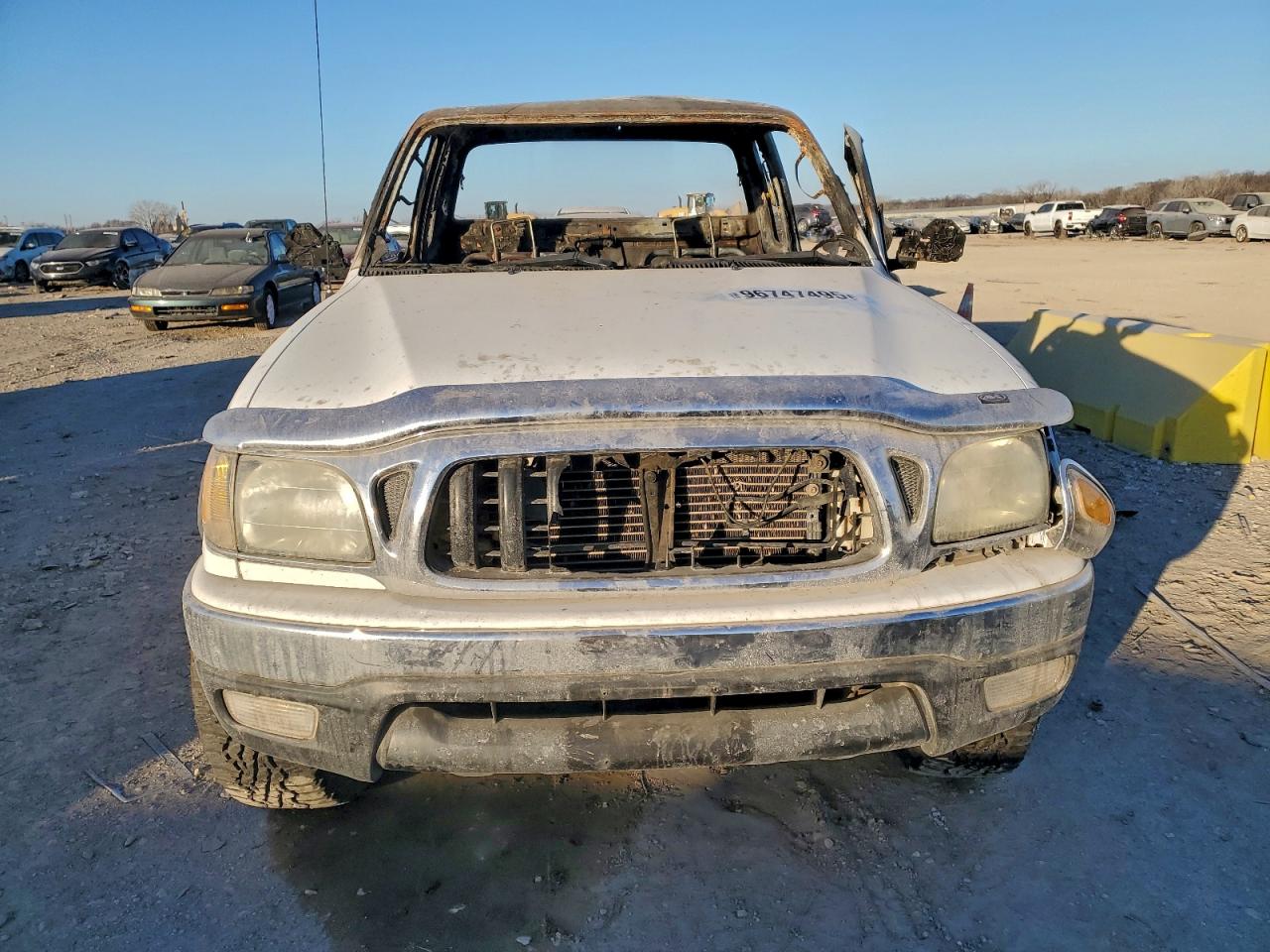 2003 TOYOTA TACOMA XTRACAB photo 5