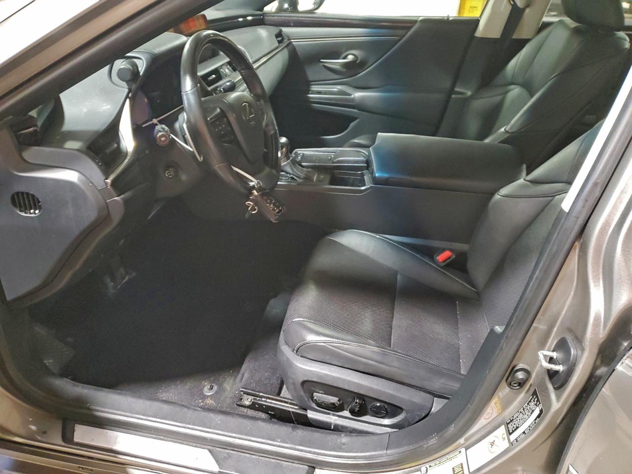 2019 LEXUS ES 350 photo 7