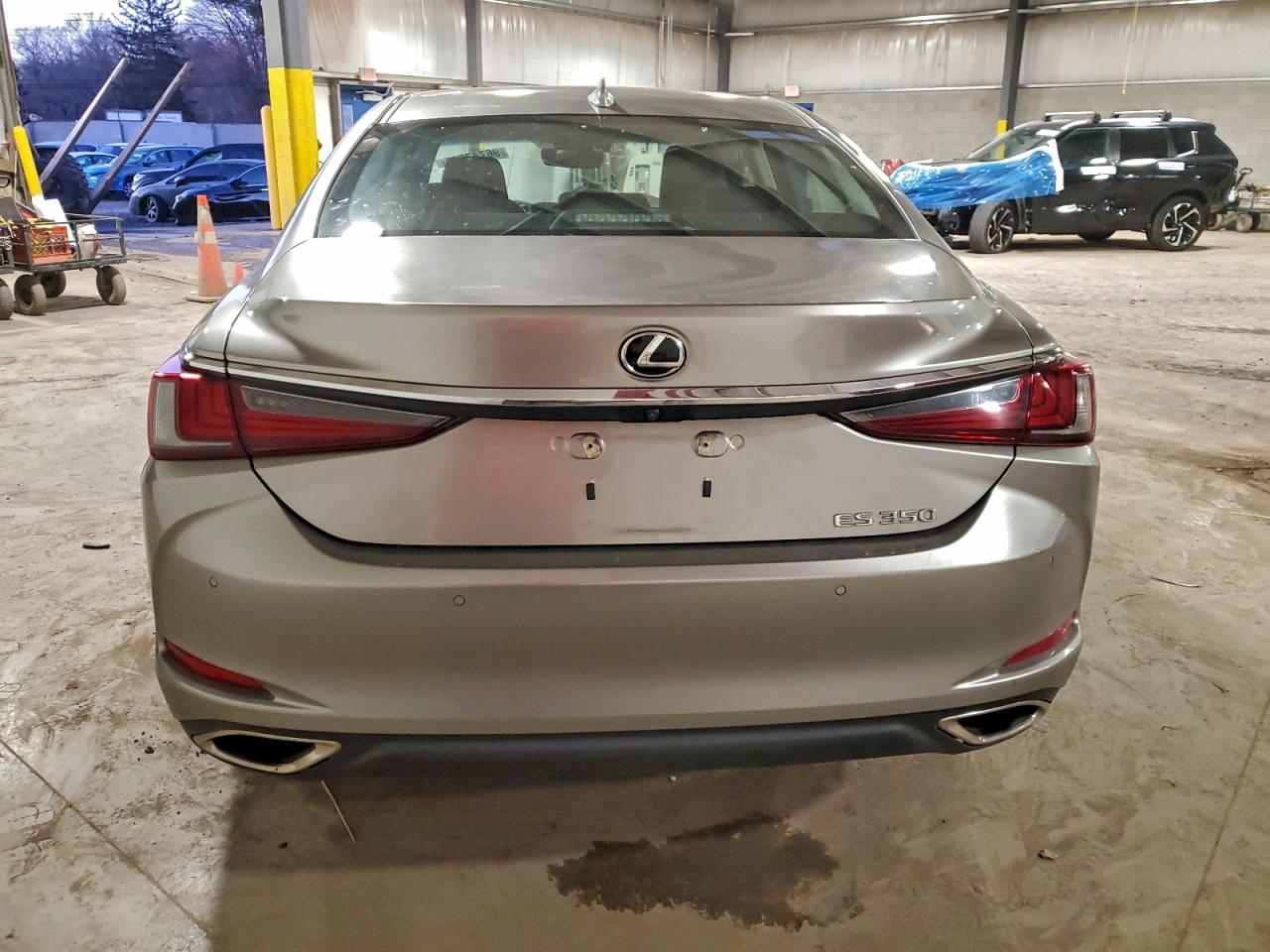 2019 LEXUS ES 350 photo 6
