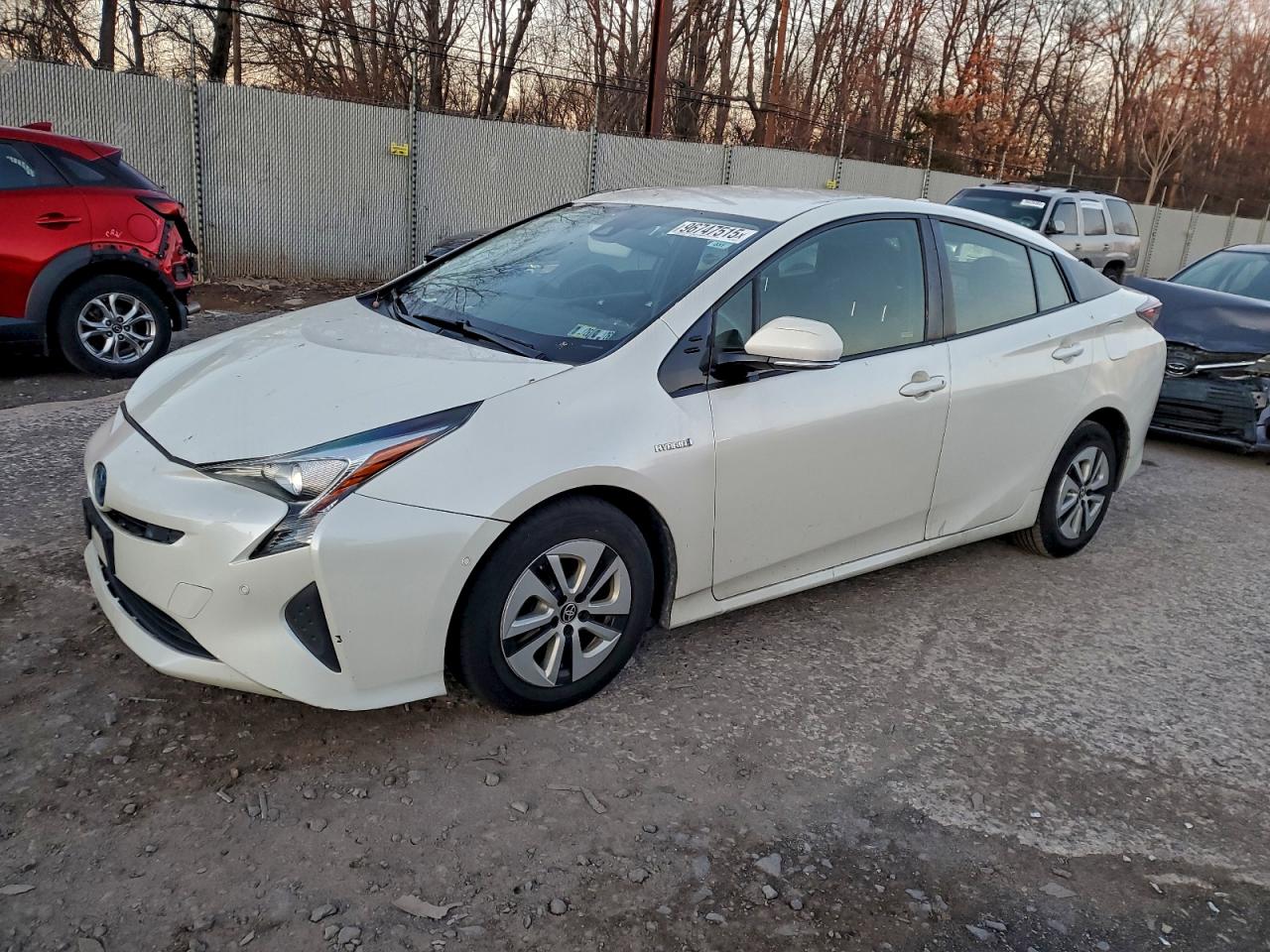 2017 TOYOTA PRIUS