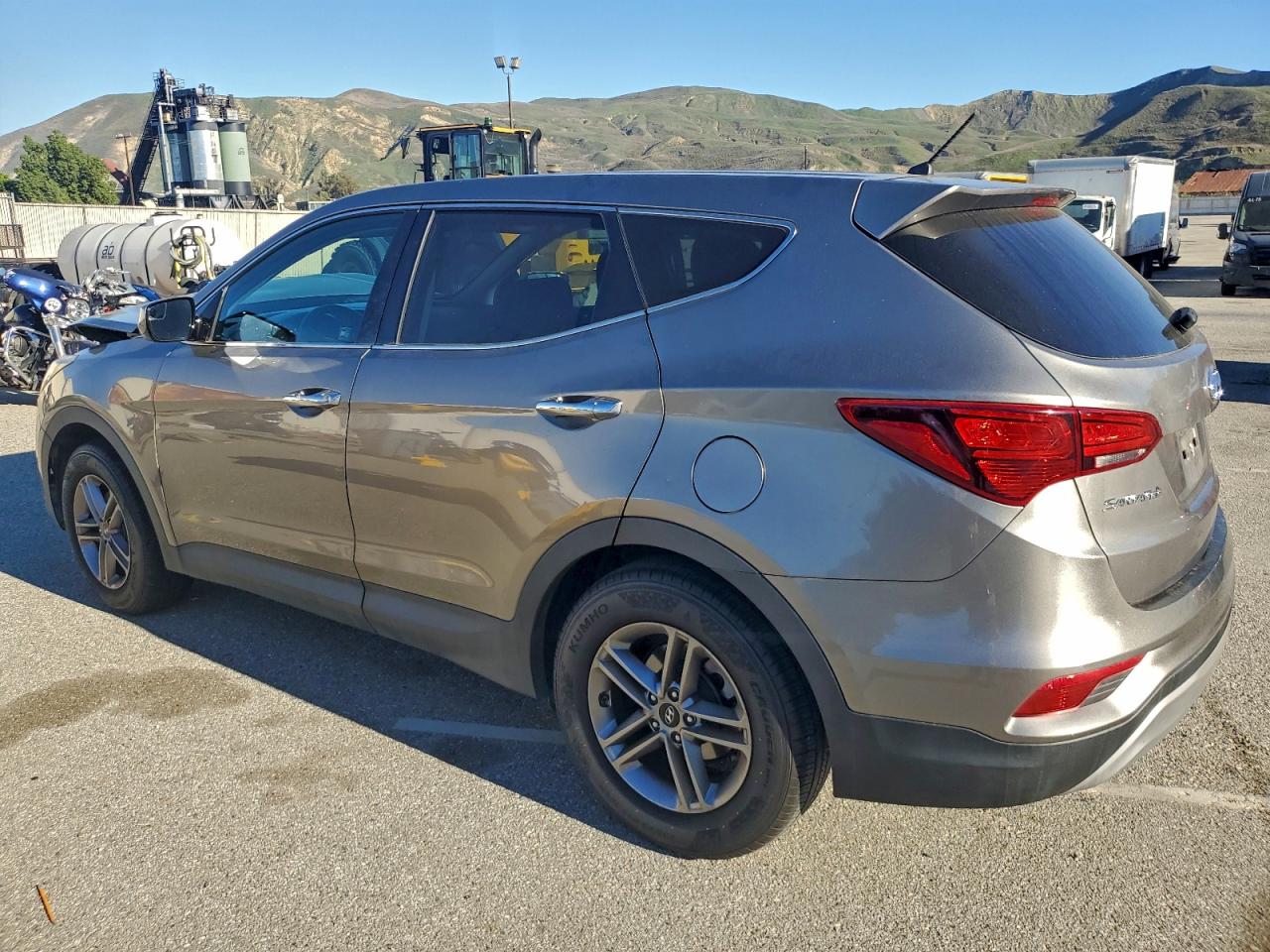 2018 HYUNDAI SANTA FE SPORT photo 2