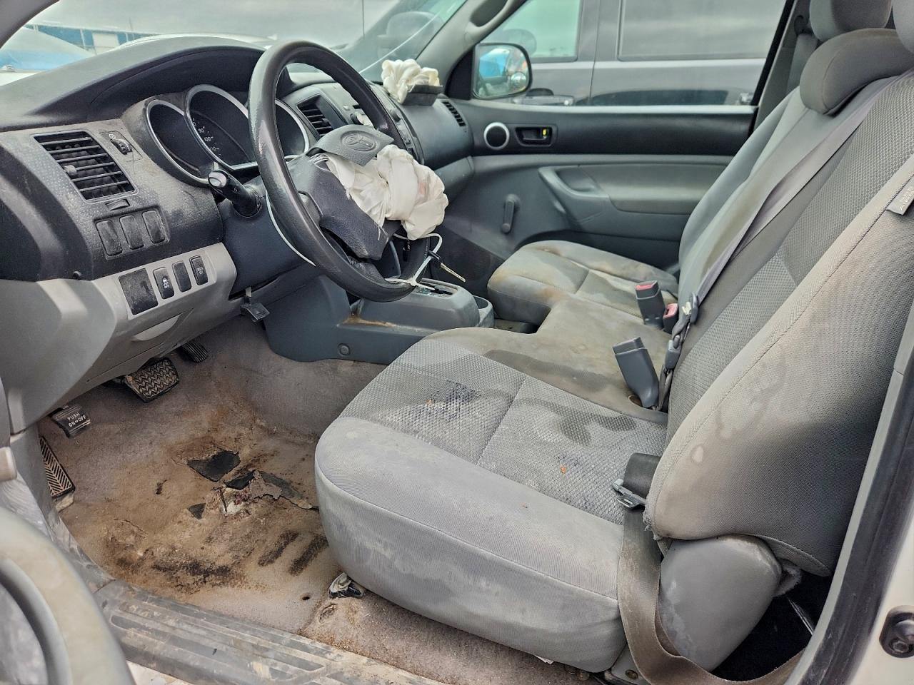 2009 TOYOTA TACOMA photo 7