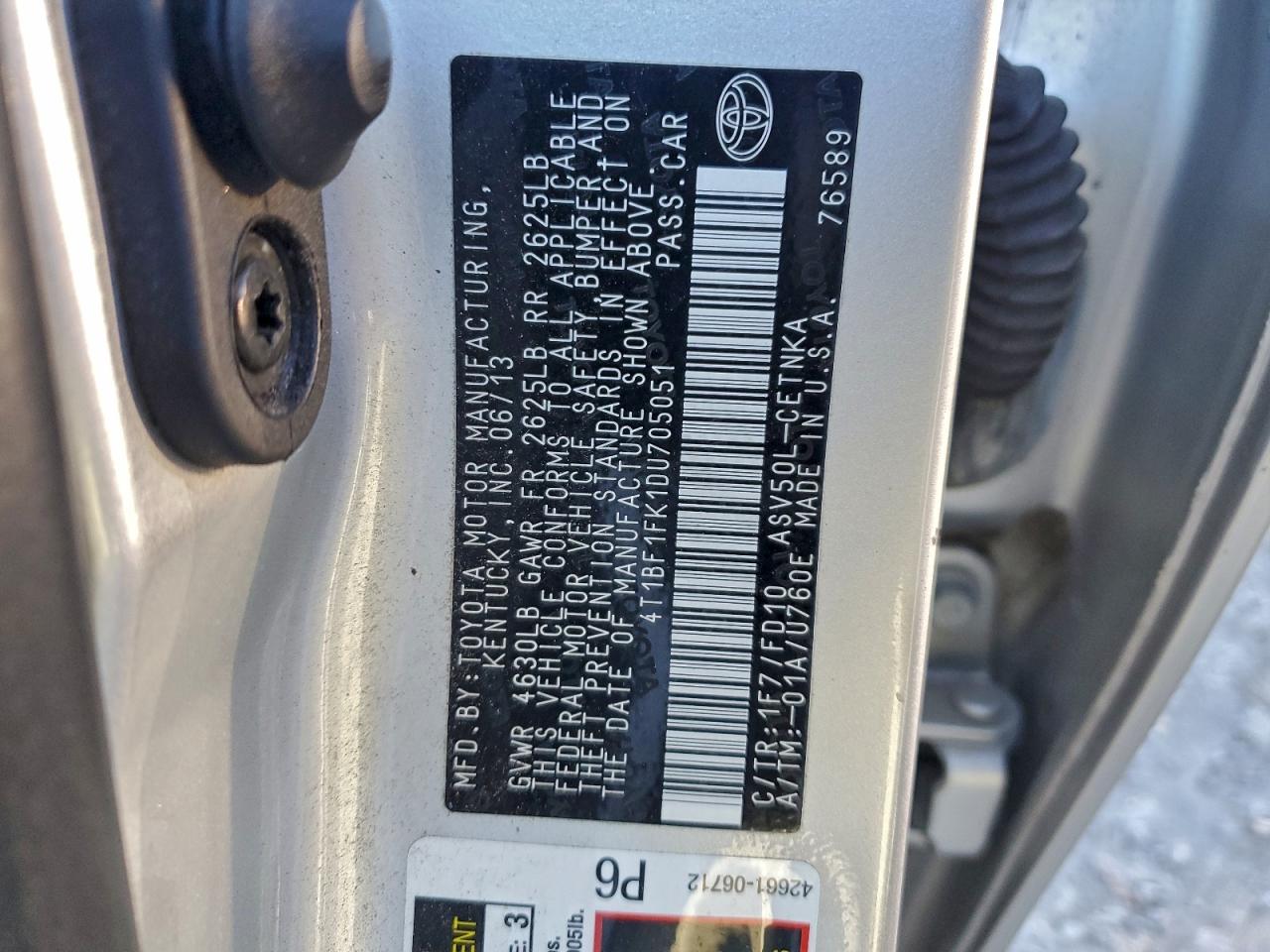 2013 TOYOTA CAMRY L photo 23