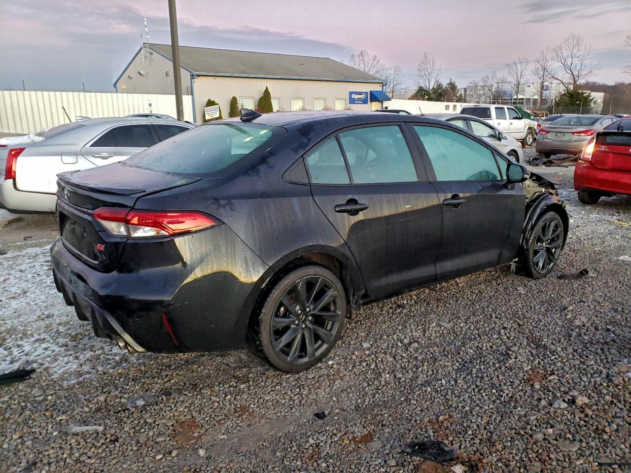 2023 TOYOTA COROLLA SE photo 3