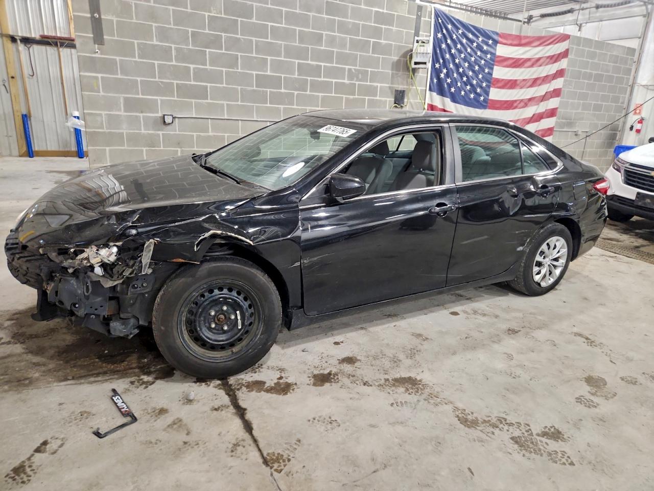 2015 TOYOTA CAMRY