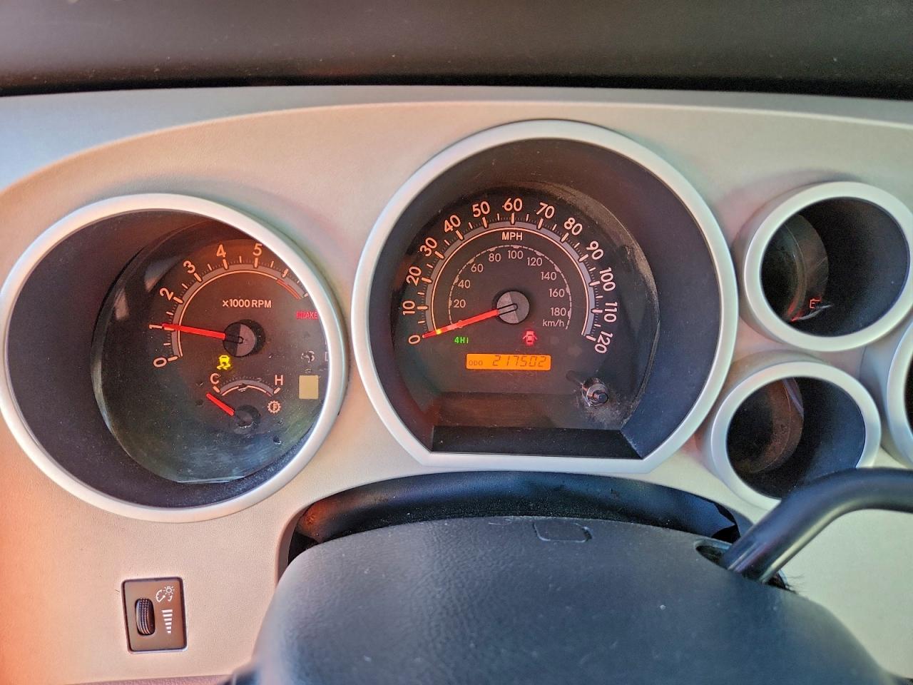 2008 TOYOTA TUNDRA CREWMAX photo 9