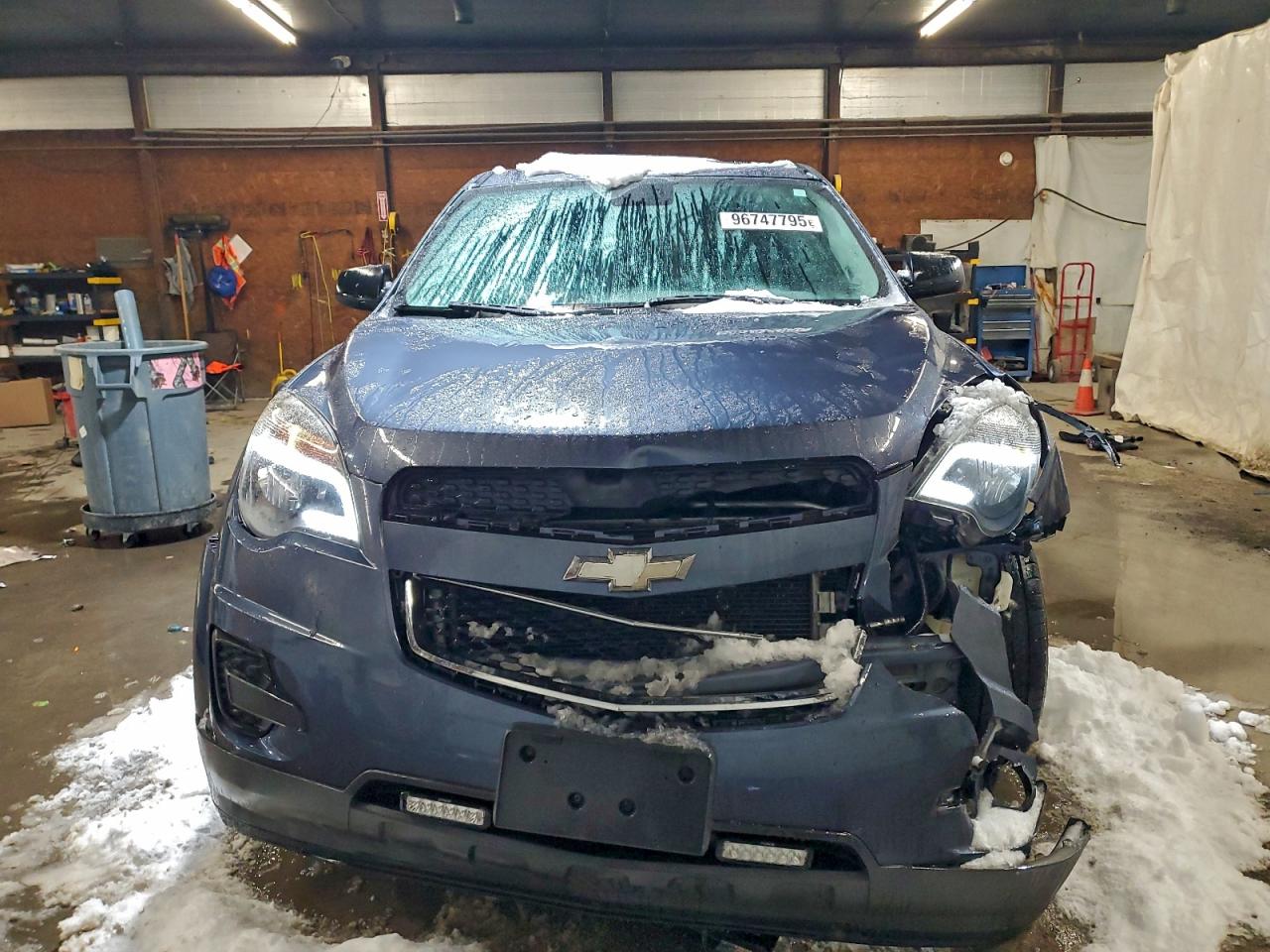 2013 CHEVROLET EQUINOX LS photo 5