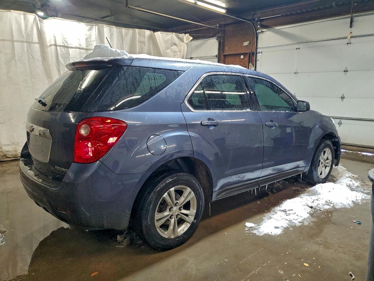 2013 CHEVROLET EQUINOX LS photo 3